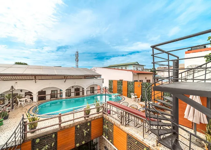 Mali Namphu Hotel